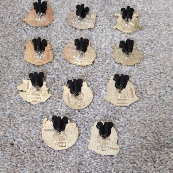 Epcot Center World Showcase Collector Pins - Picture 13 of 13